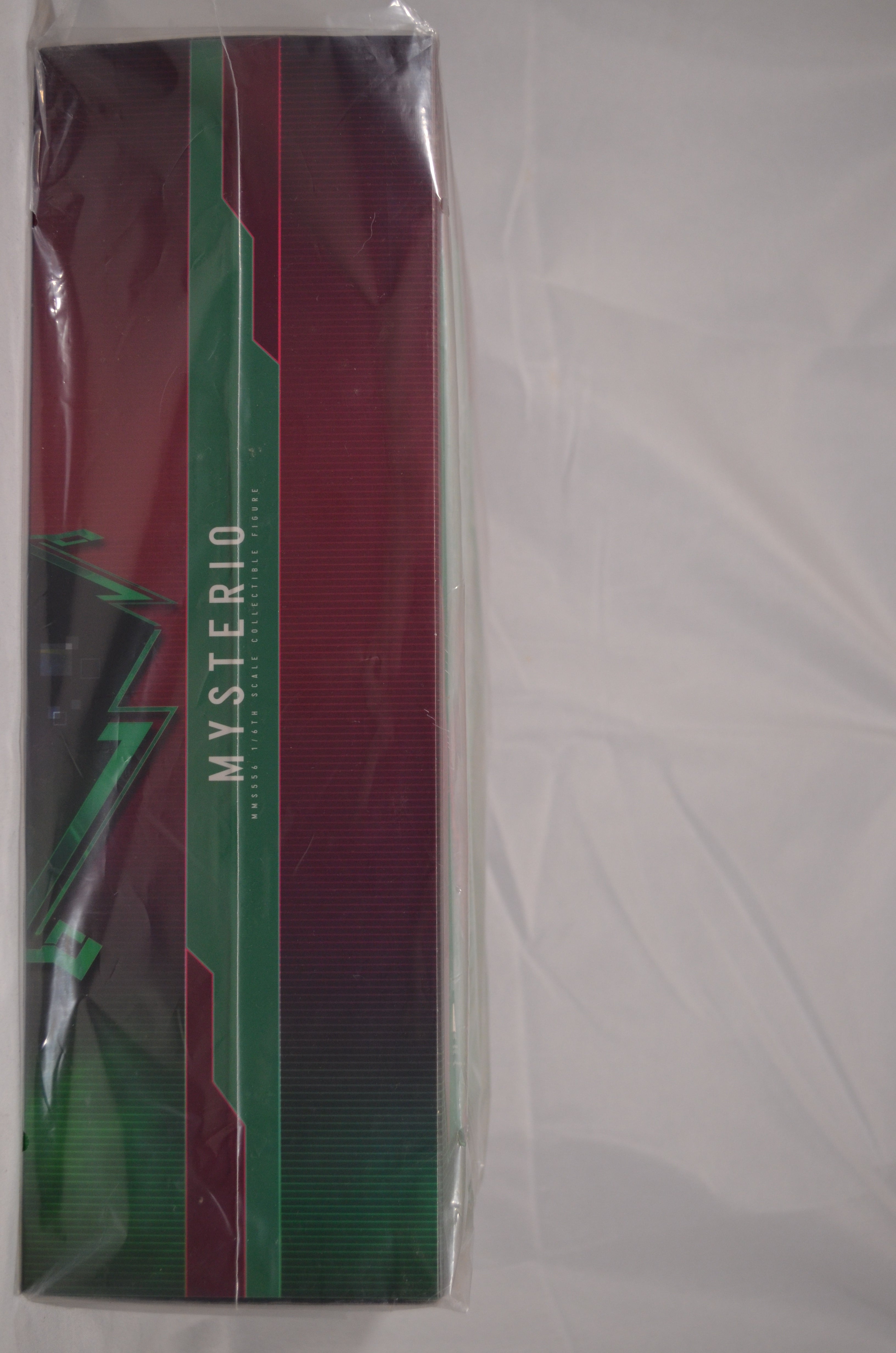 Mysterio 1/6th Scale Collectible Figure Hot Toys