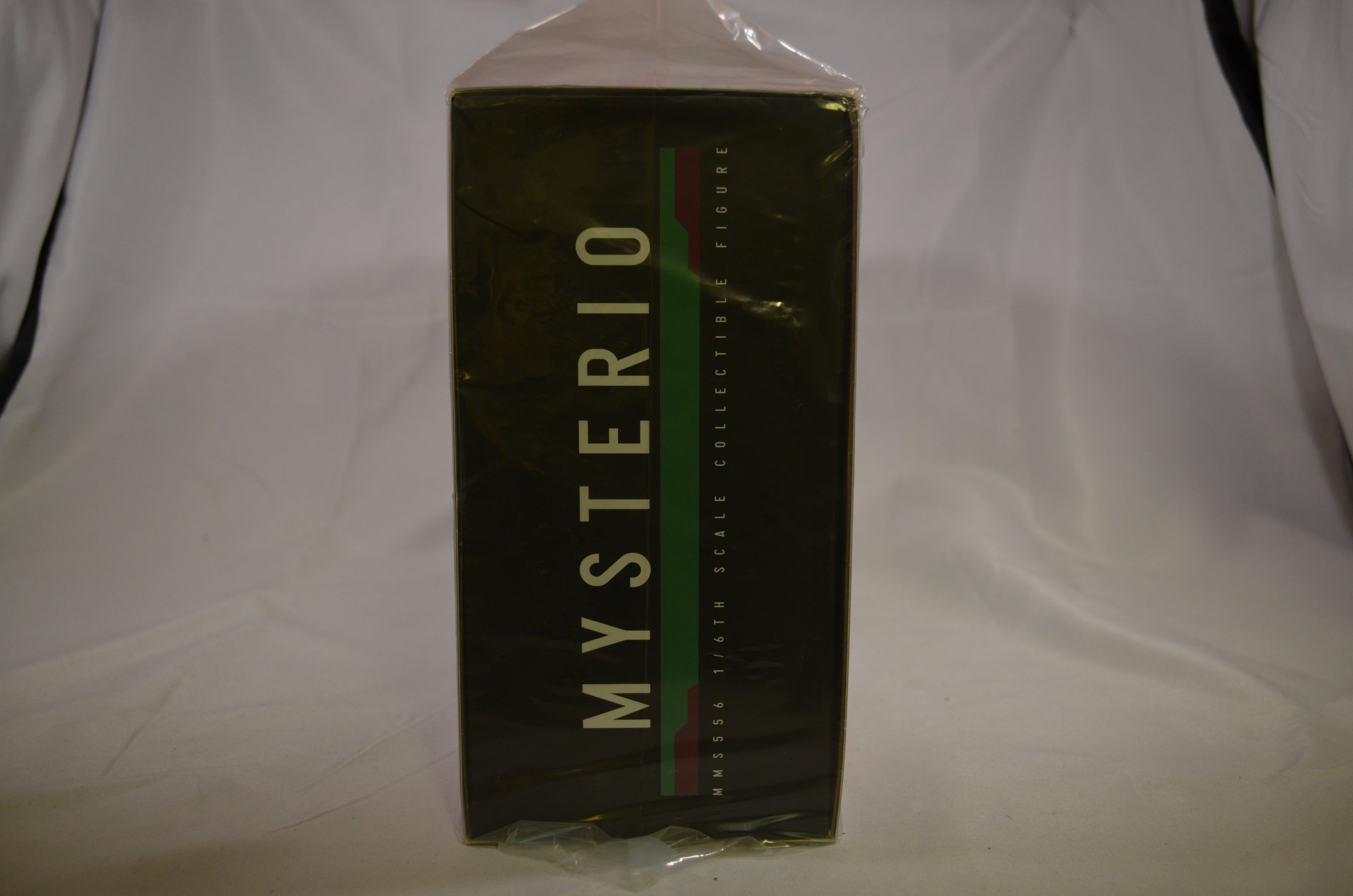 Mysterio 1/6th Scale Collectible Figure Hot Toys