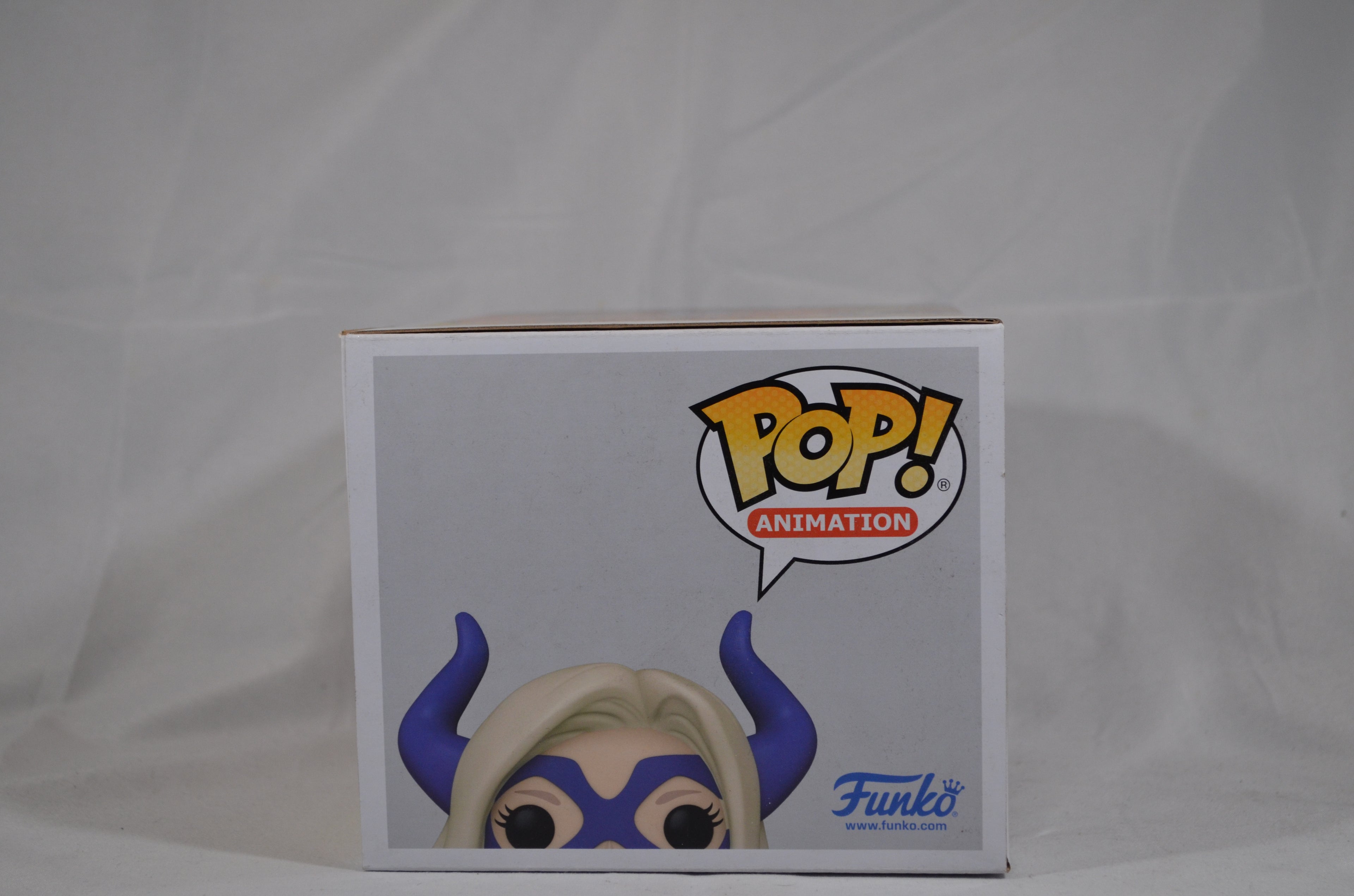 Pop Mount Lady 612 Hot Topic Exclusive
