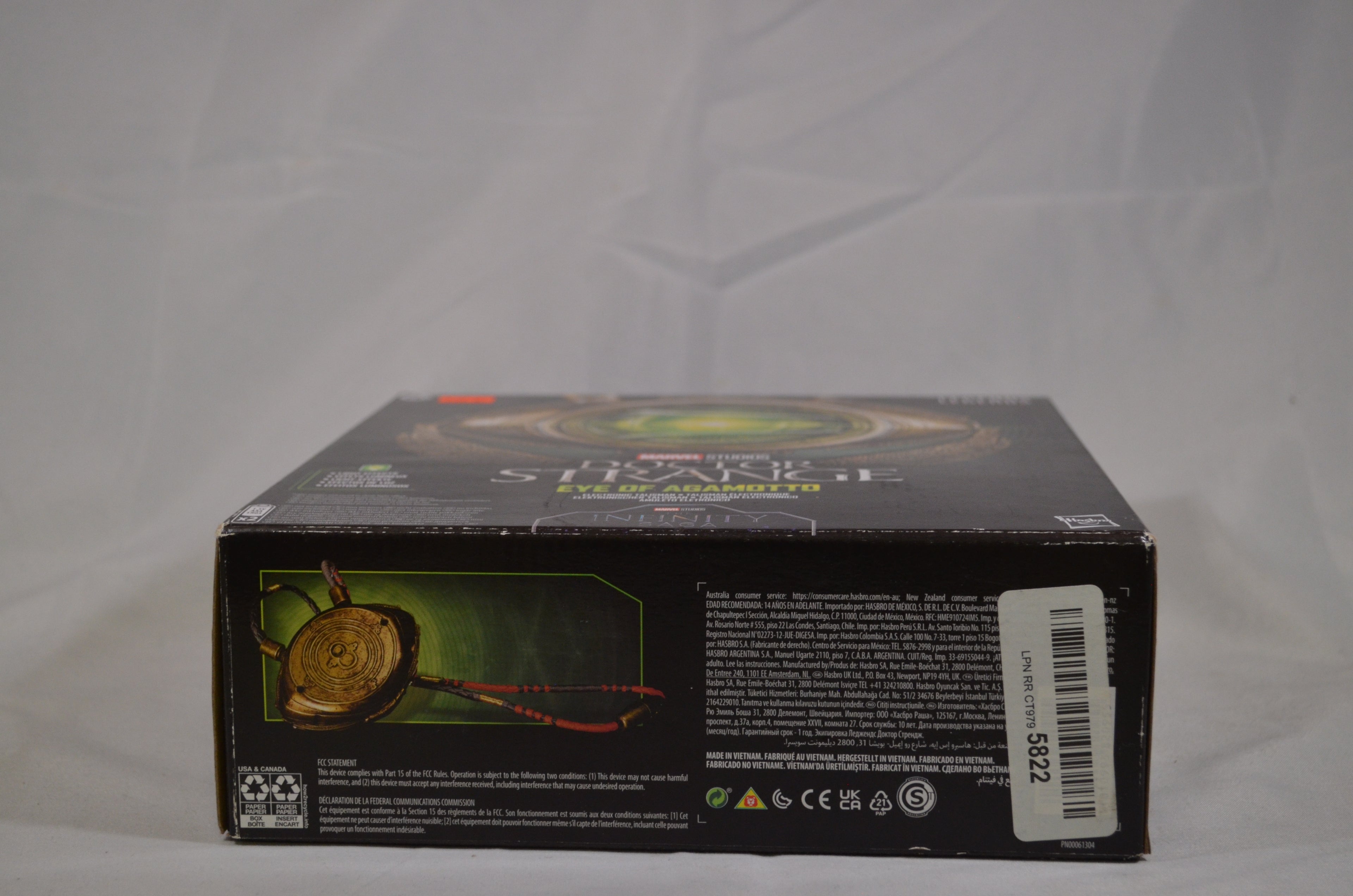 Marvel Legends Series Doctor Strange Eye of Agamotto Electronic Talisman