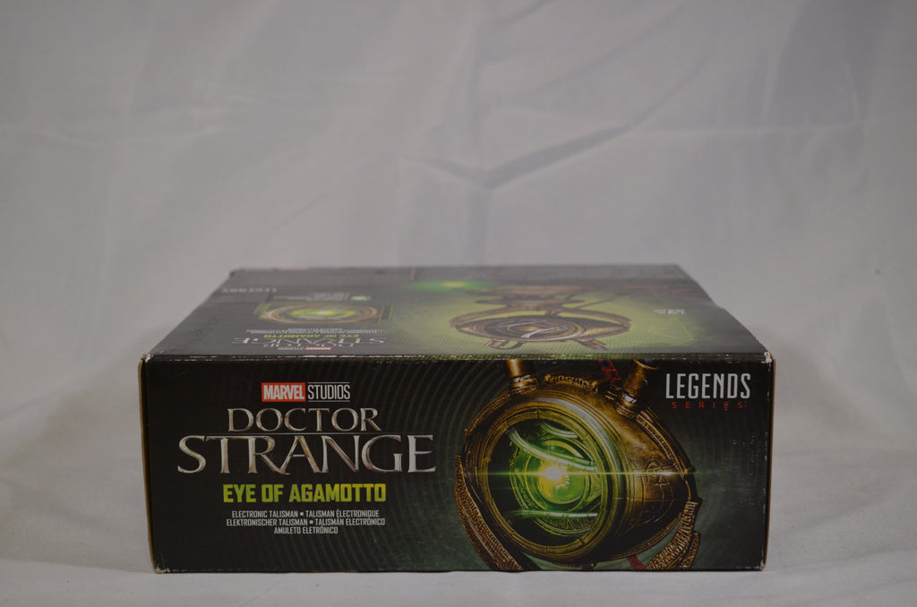 Marvel Legends Series Doctor Strange Eye of Agamotto Electronic Talisman