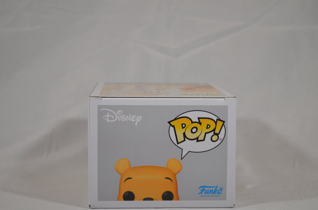 Pop Pooh w/ Gift 1529
